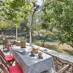펜션 Stone House In Katouna With Garden *