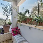 펜션 Stone House In Katouna With Garden Lefkáda