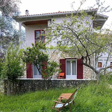 Stone House In With Garden Holiday home