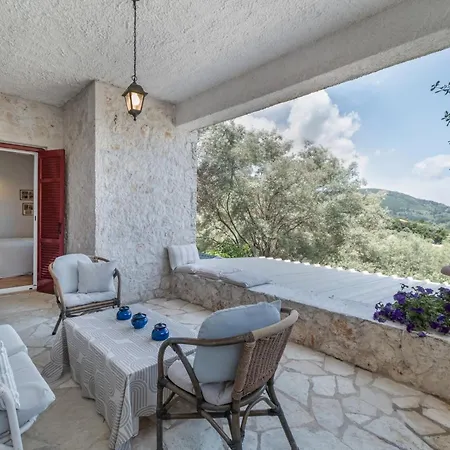 Stone House In Katouna With Garden * Lefkáda