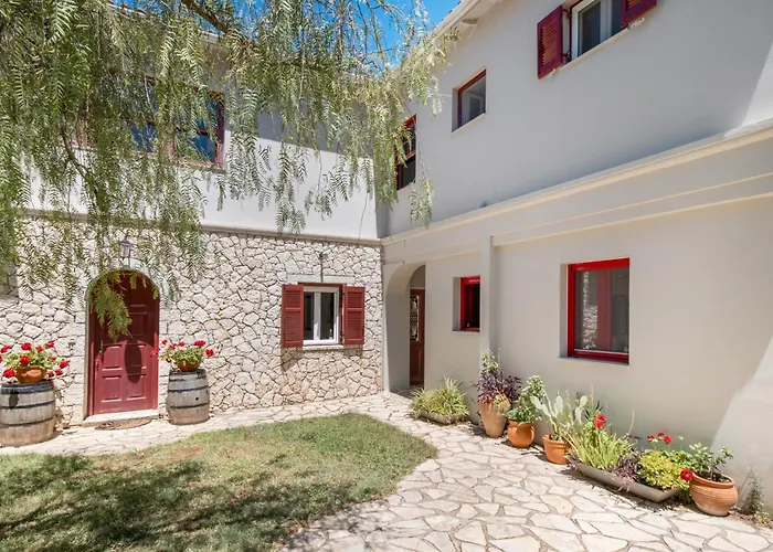 度假居 Stone House In Katouna With Garden