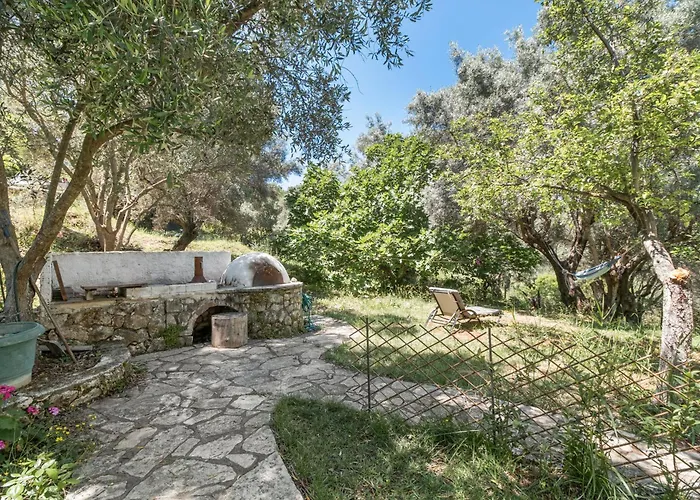 Stone House In Katouna With Garden *